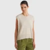 Vest in wool and viscose blend