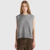 Vest in wool and viscose blend
