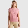 Vest with cable knit