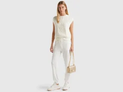 Vest with cable knit