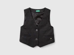 Vest with satin lining