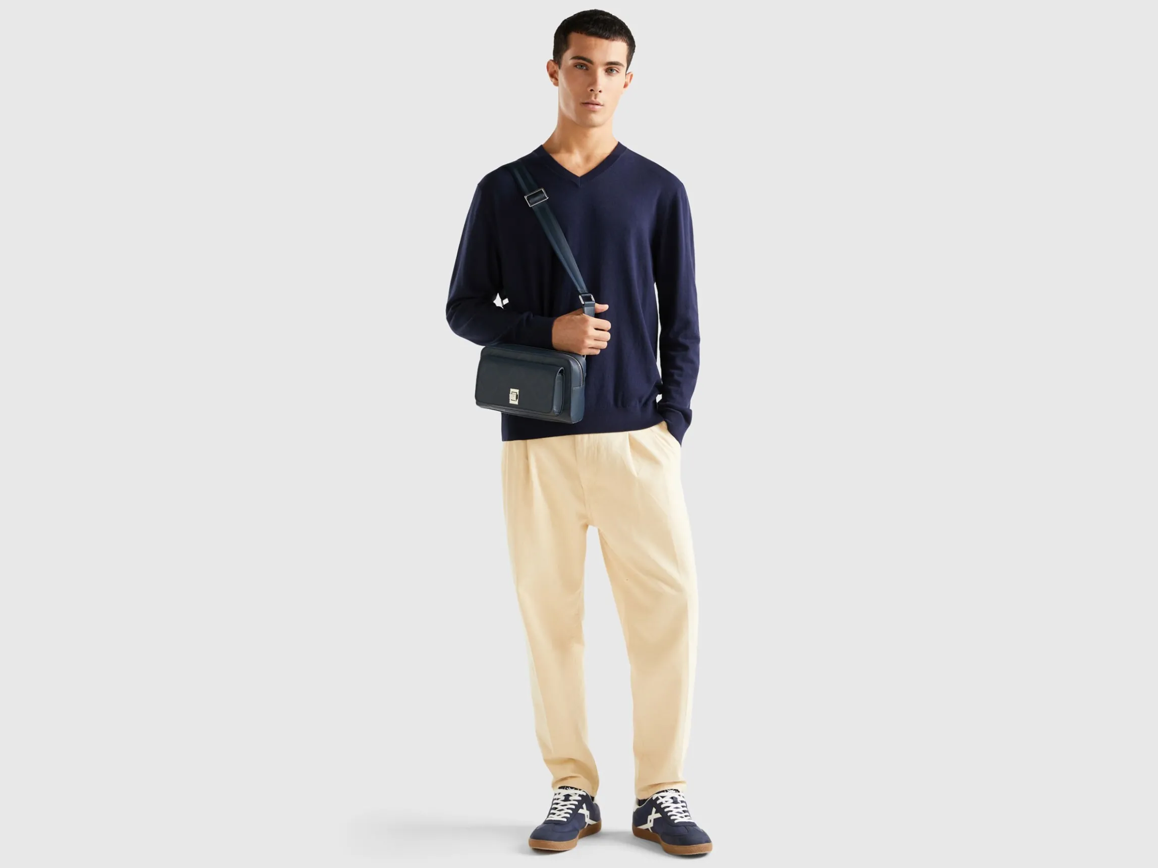 V-neck sweater in lightweight cotton blend