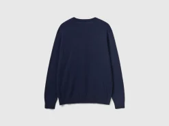 V-neck sweater in lightweight cotton blend