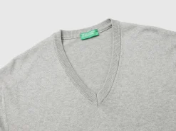 V-neck sweater in pure cotton