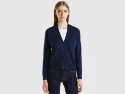 V-neck sweater in pure Merino wool