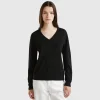V-neck sweater in pure Merino wool