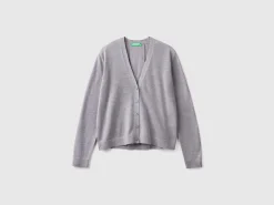V-neck sweater in pure Merino wool