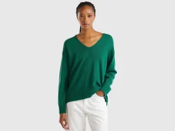 V-neck sweater in wool blend