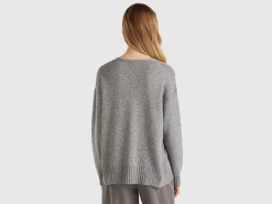 V-neck sweater in wool blend