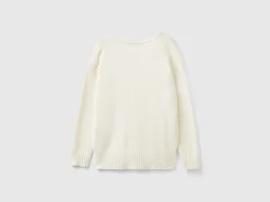 V-neck sweater in wool blend