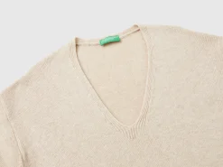 V-neck sweater in wool blend