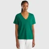V-neck t-shirt in slub cotton