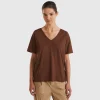 V-neck t-shirt in slub cotton