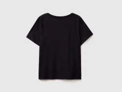 V-neck t-shirt in slub cotton