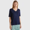 V-neck t-shirt in stretch viscose