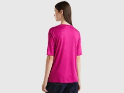 V-neck t-shirt in stretch viscose