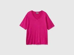 V-neck t-shirt in stretch viscose