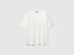 V-neck t-shirt in stretch viscose