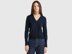 V-neck viscose blend sweater