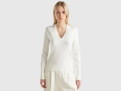 V-neck viscose blend sweater
