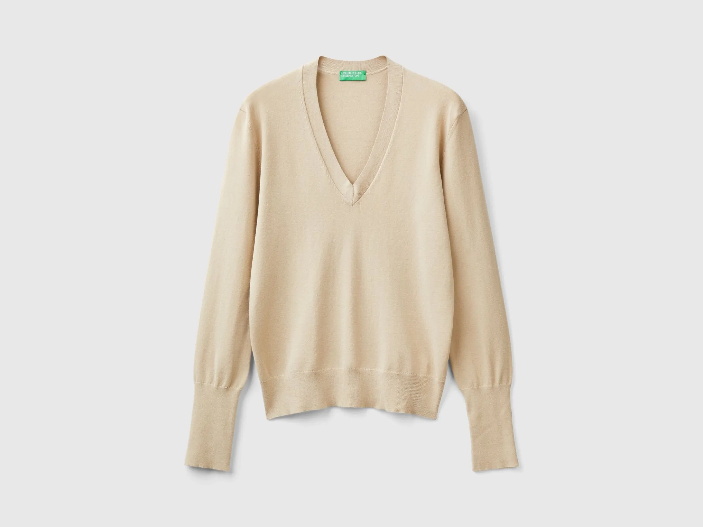 V-neck viscose blend sweater