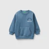 Warm hoodie with kangaroo pocket