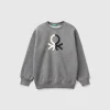 Warm hoodie with logo