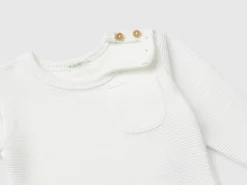 Warm t-shirt with pocket
