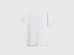 White short sleeve t-shirt