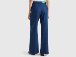 Wide fit jeans in viscose blend