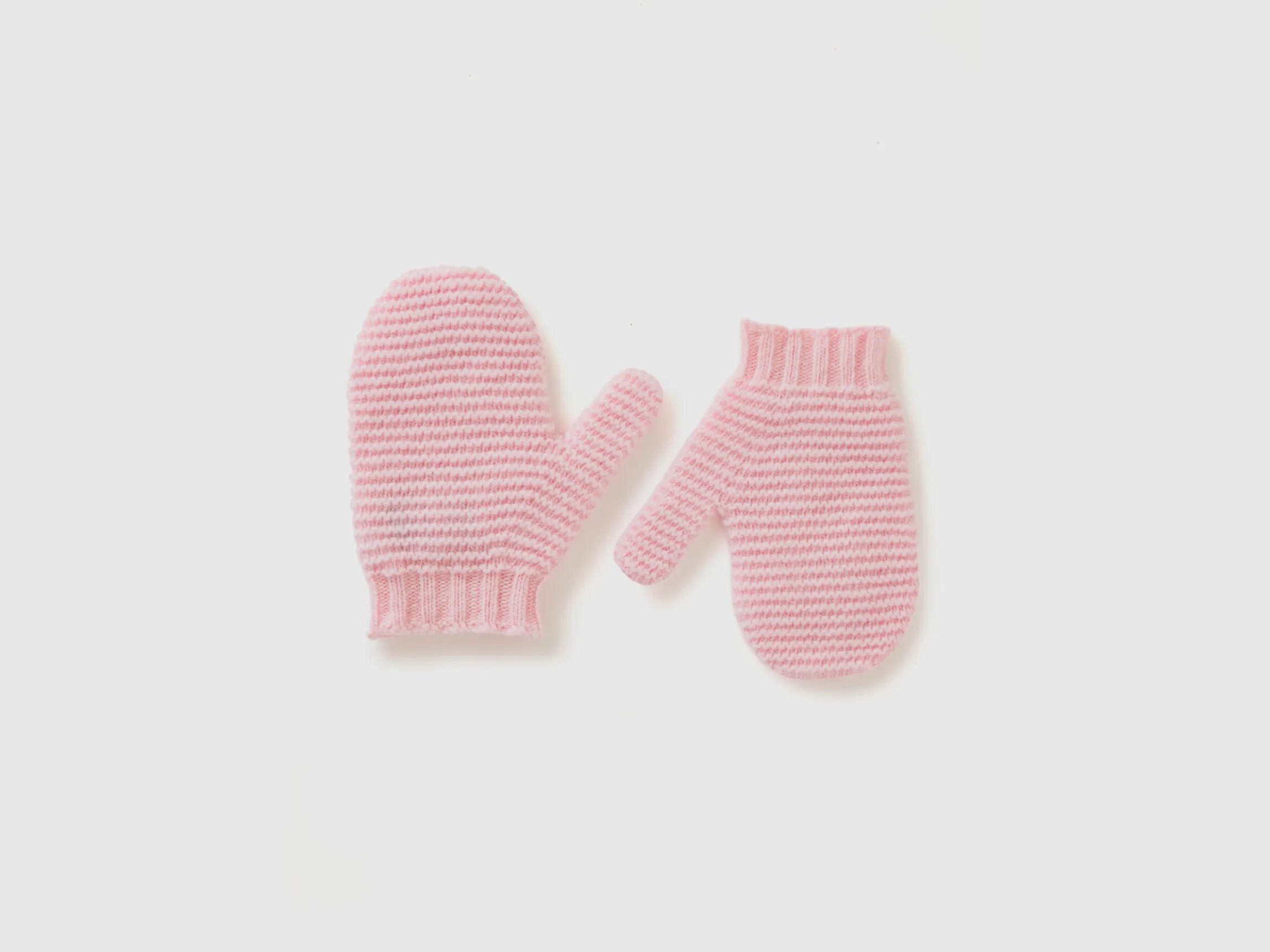 Wool blend mittens