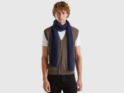 Wool blend scarf
