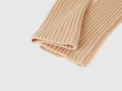 Wool blend sleeves